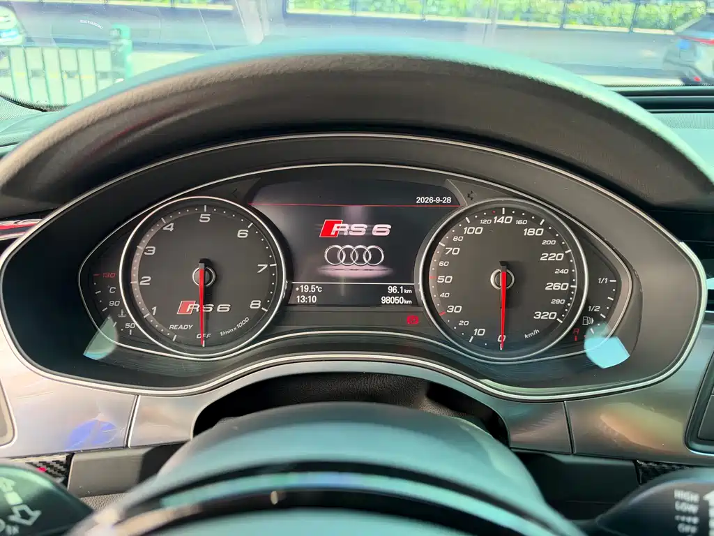 Audi RS 6 — миниатюра 11