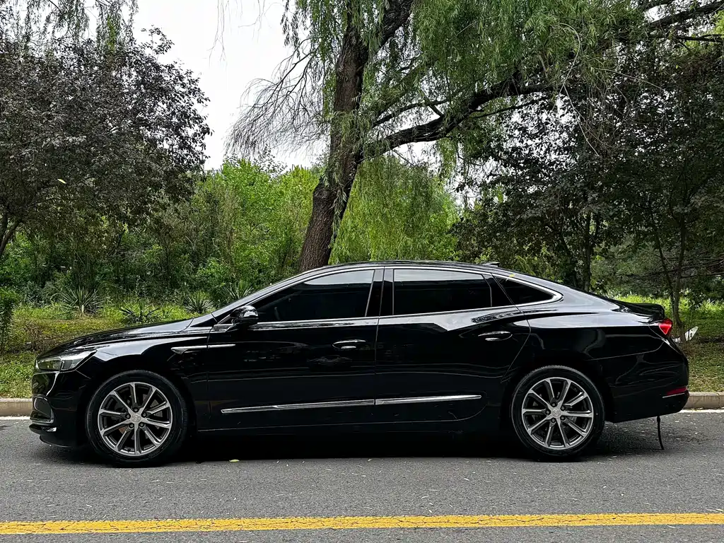 Buick LaCrosse 2022 652T Luxury