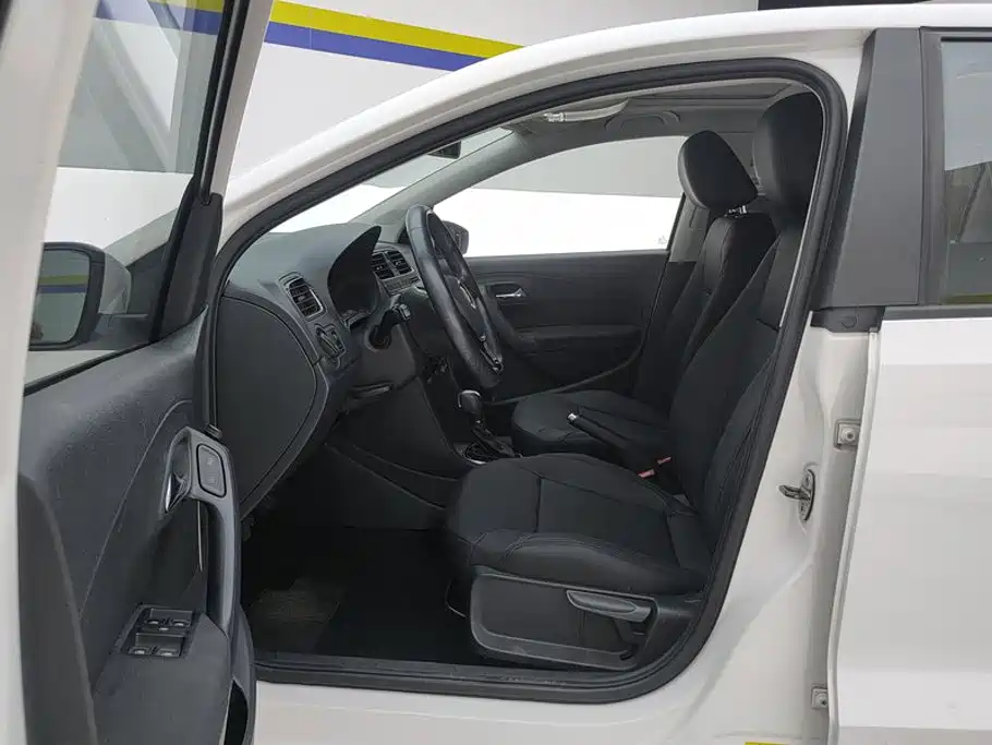 Volkswagen Polo — миниатюра 9