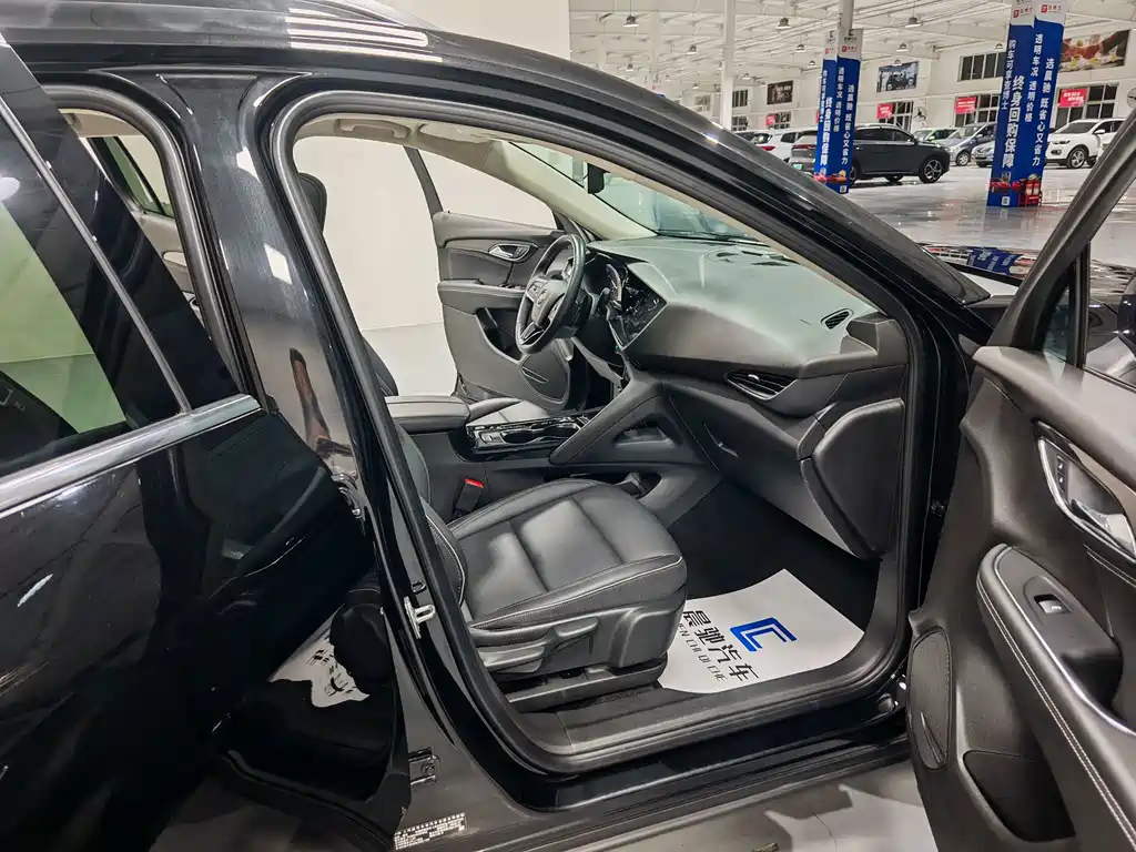 Buick Envision Plus — миниатюра 10