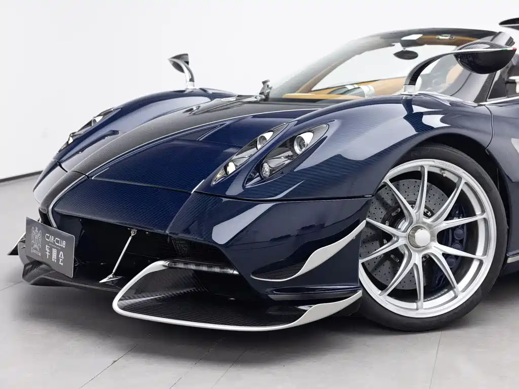 Pagani Huayra 2025 6.0L AT