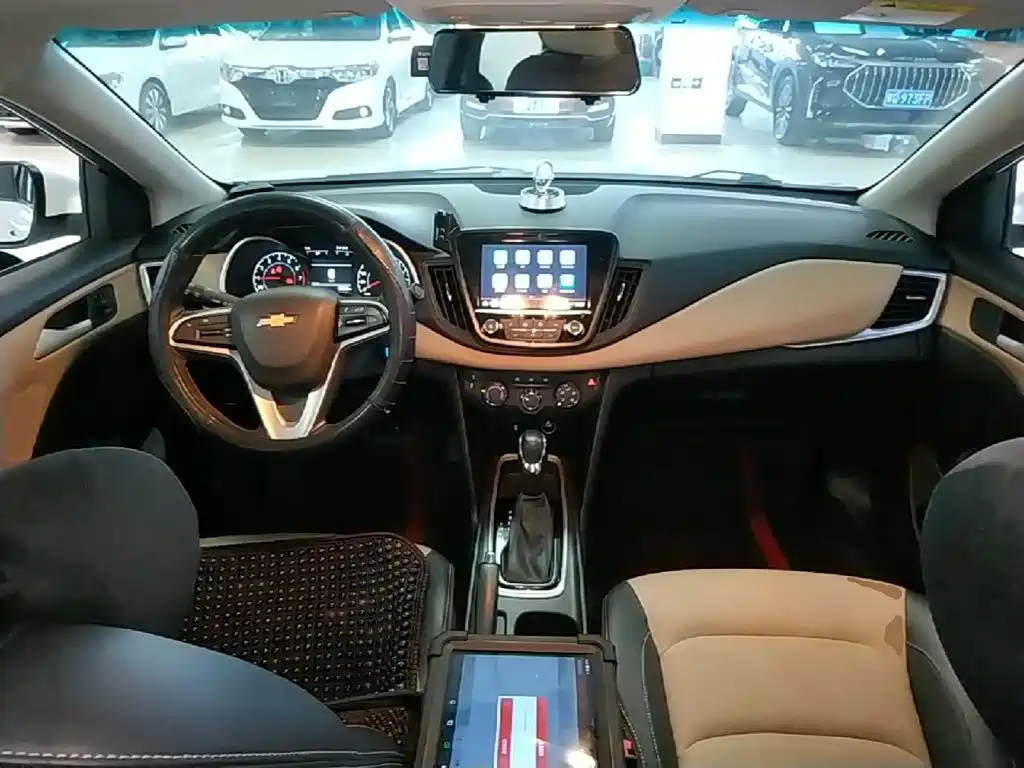 Chevrolet Monza — миниатюра 10