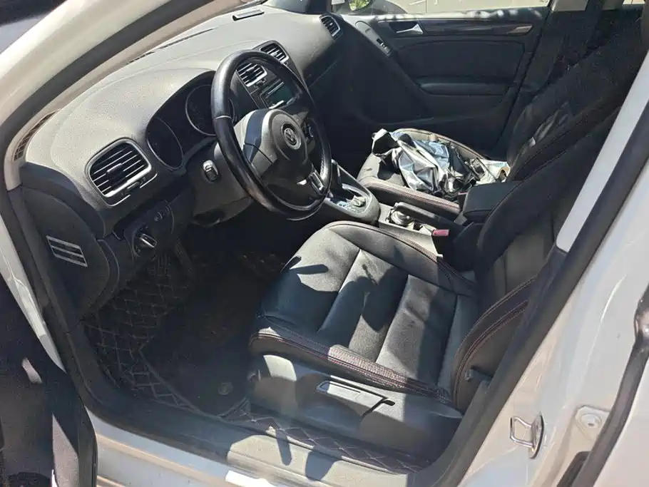Volkswagen Golf — миниатюра 9