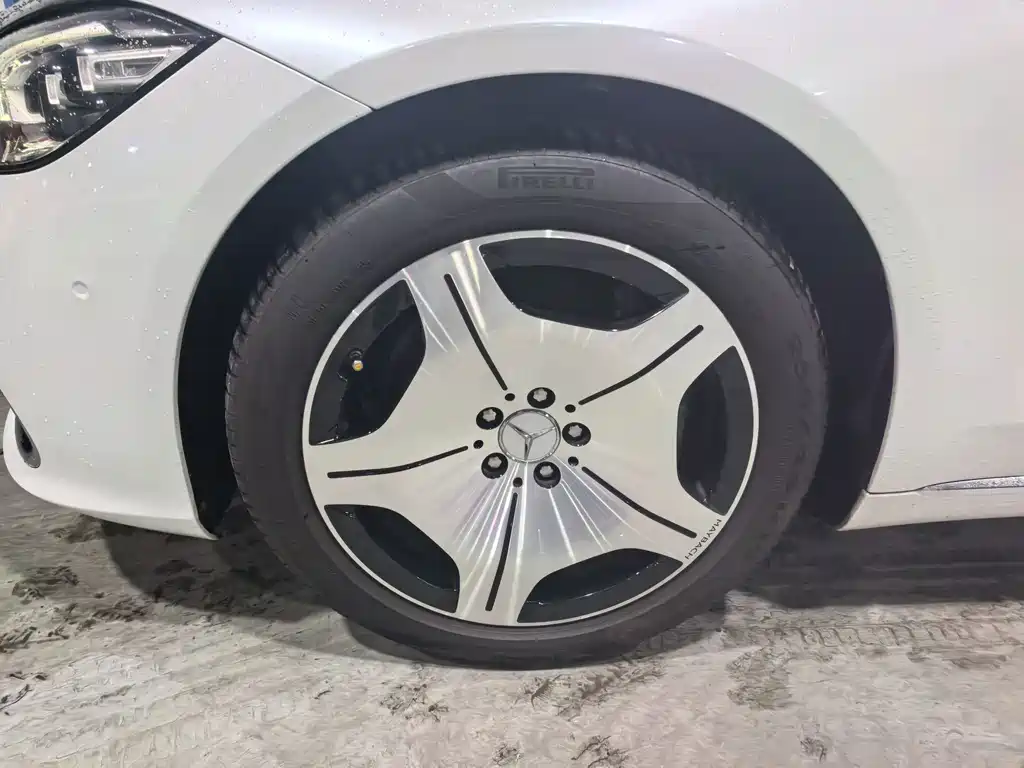 Mercedes-Benz S-Class — миниатюра 7
