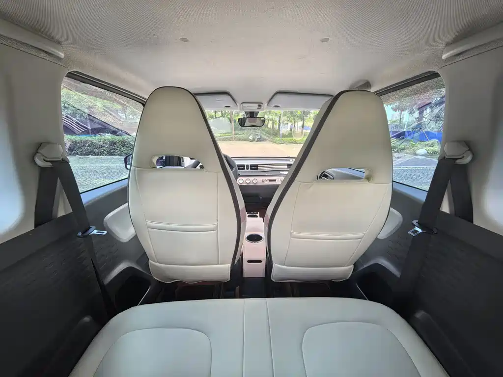 Wuling MINIEV — миниатюра 7