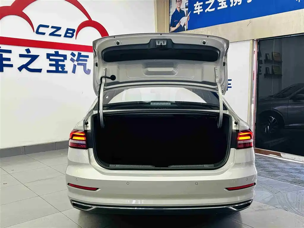Volkswagen Lavida 2022 1.5L AT