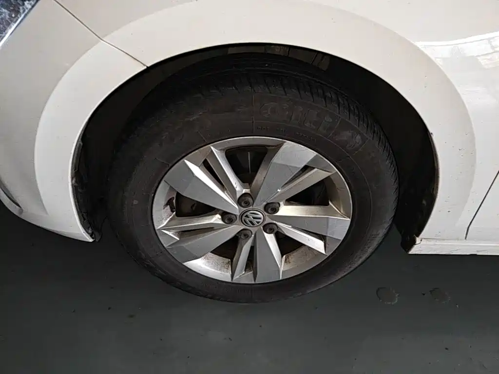 Volkswagen Polo — миниатюра 23