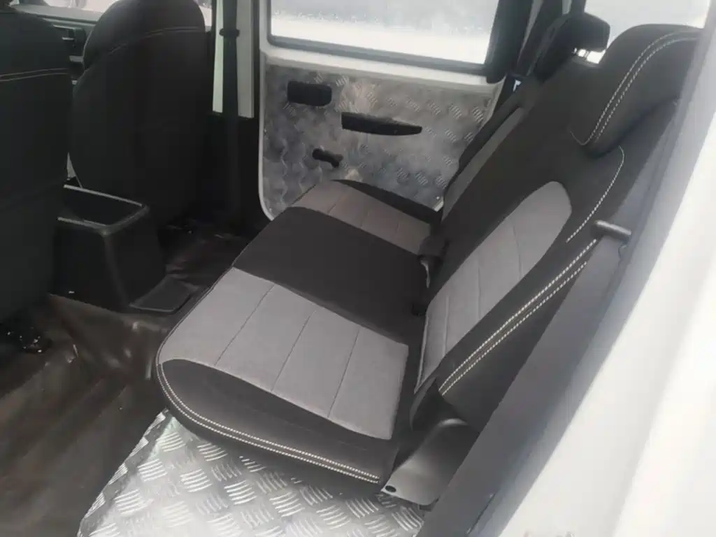 Wuling Hongguang PLUS — миниатюра 17