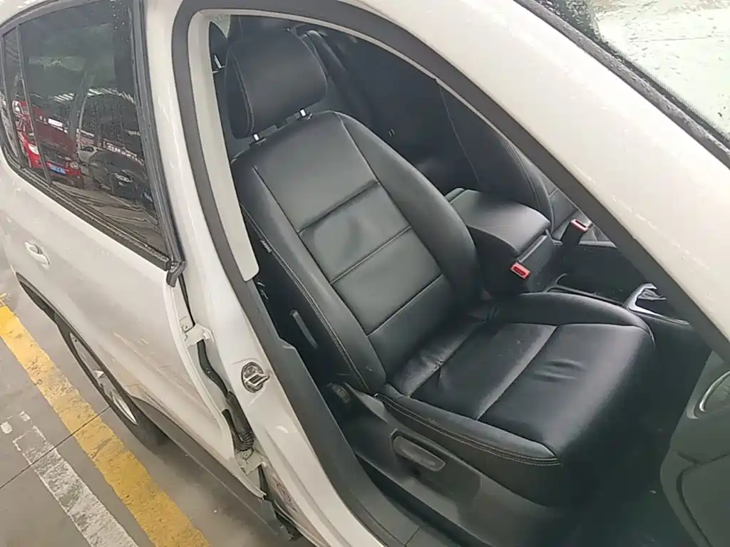 Volkswagen Tiguan — миниатюра 25