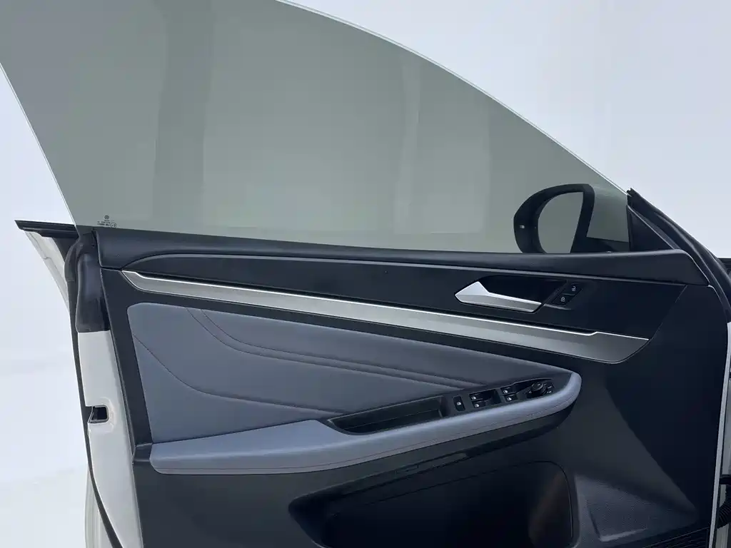Volkswagen Lamando — миниатюра 24
