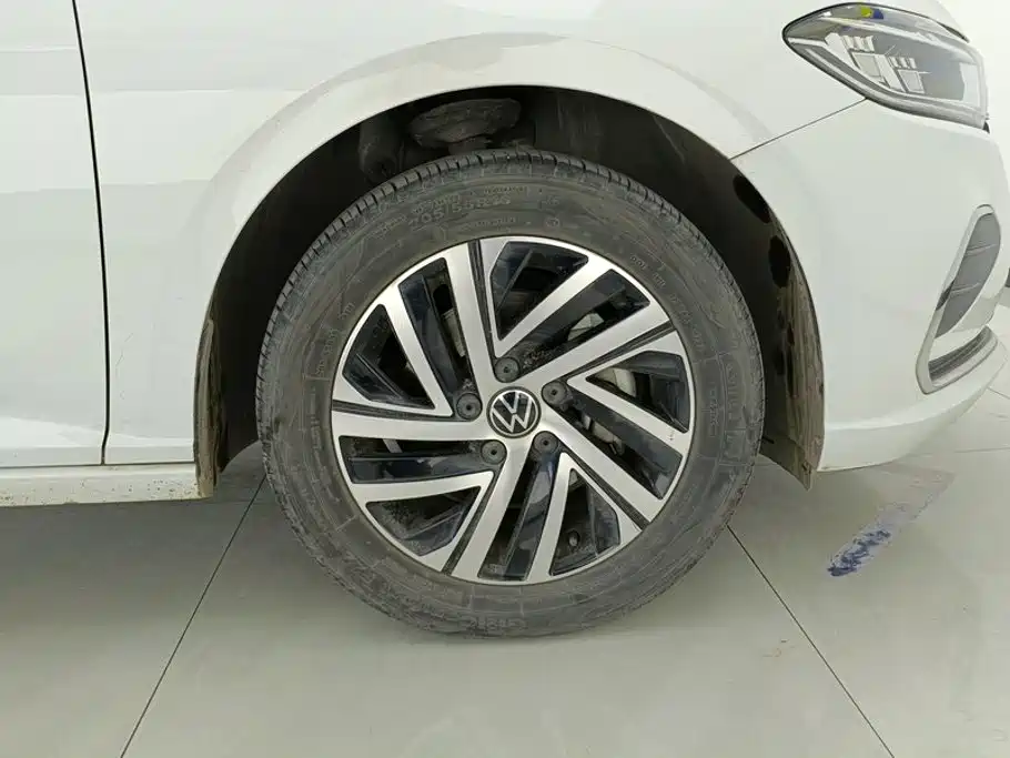 Volkswagen Lavida — миниатюра 6