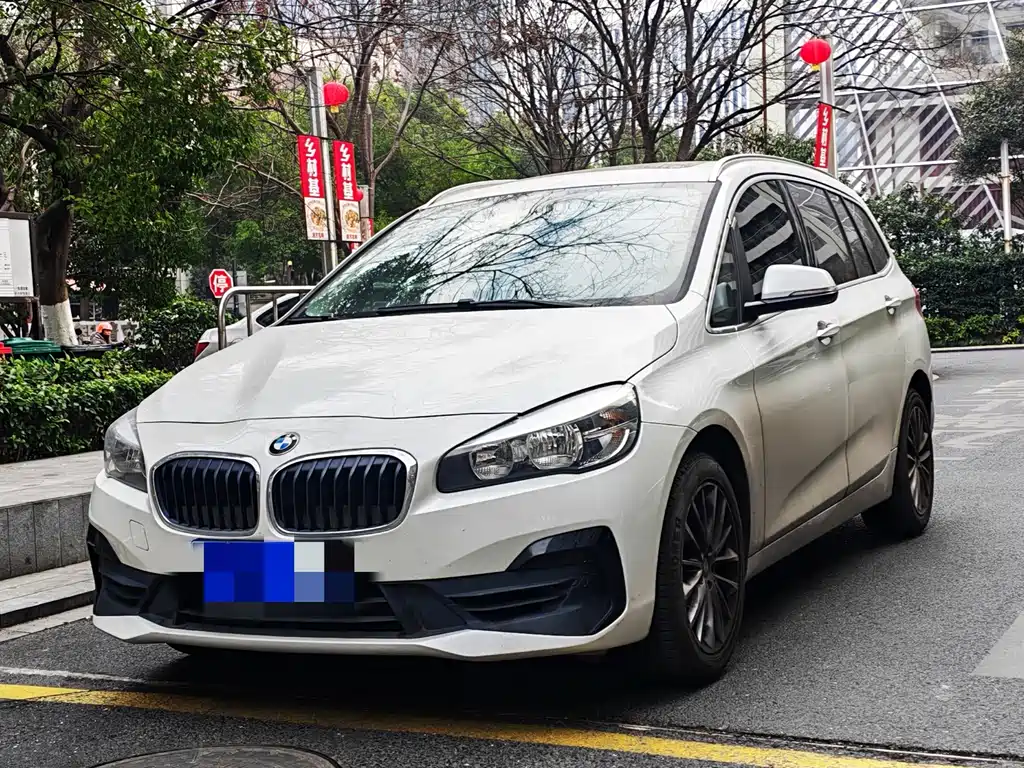 BMW 2 SERIES MULTIFUNCTIONAL STATION WAGON