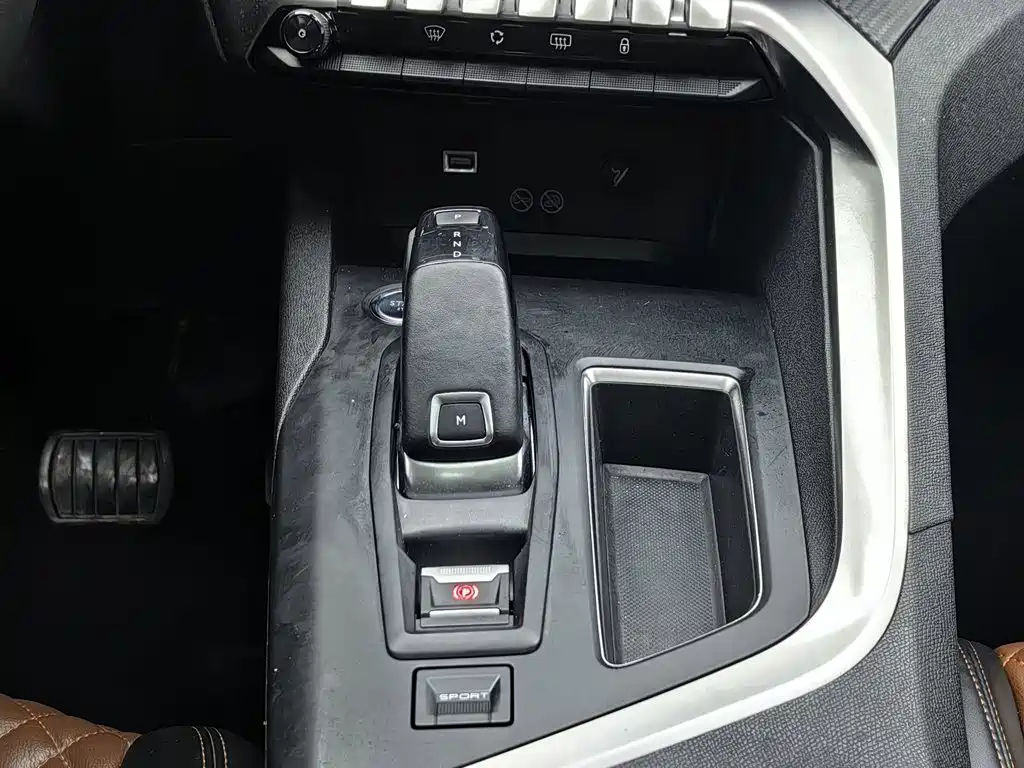 Peugeot 4008 — миниатюра 13