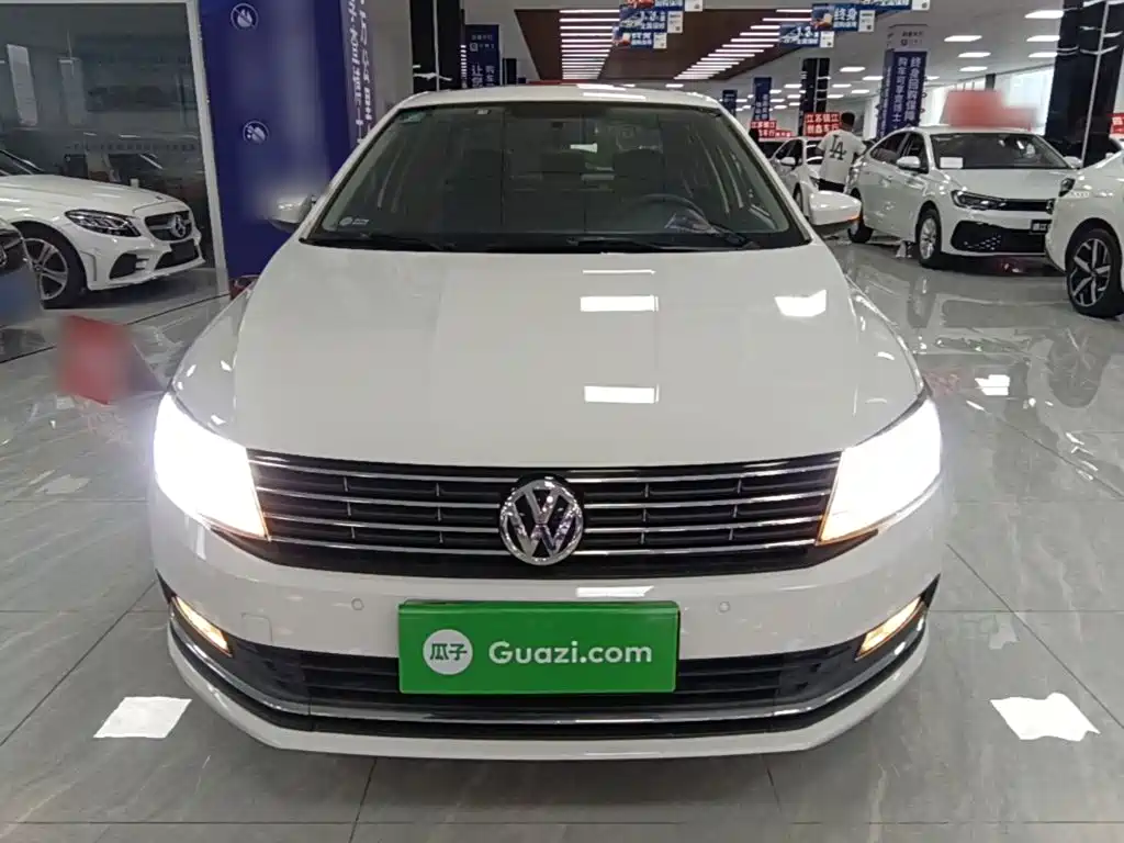 Volkswagen Lavida — миниатюра 3