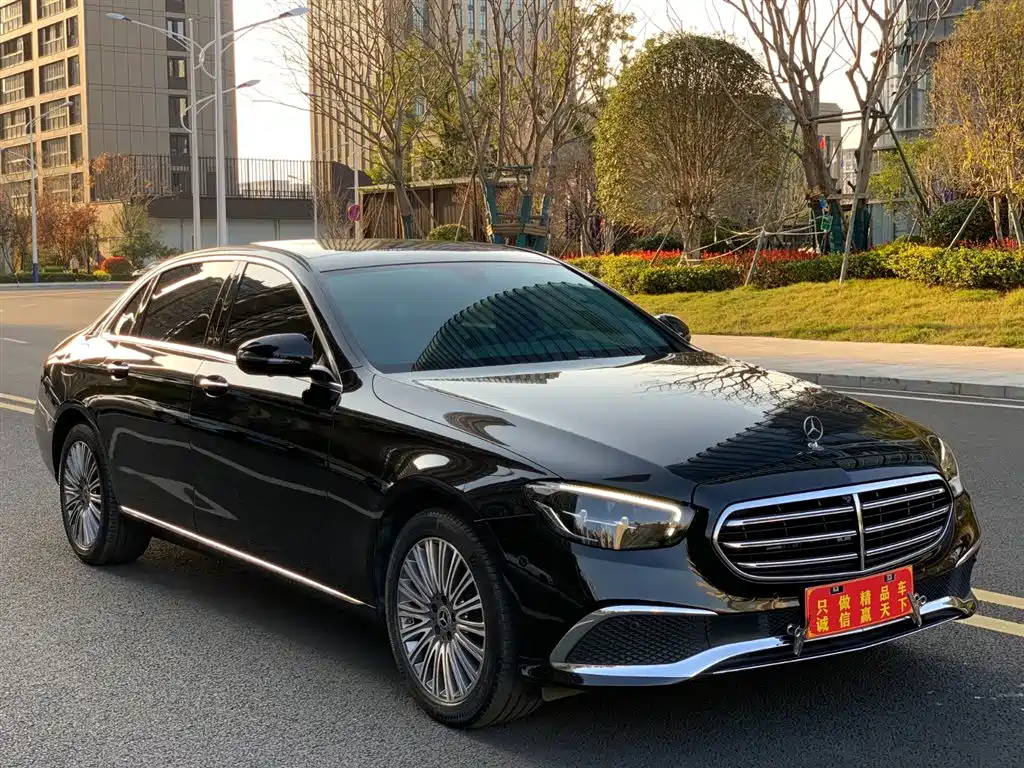 MERCEDES-BENZ E CLASS