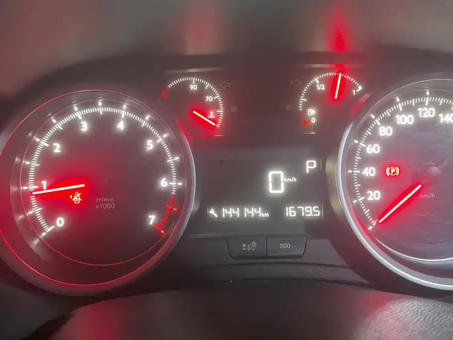 Peugeot 408 — миниатюра 14
