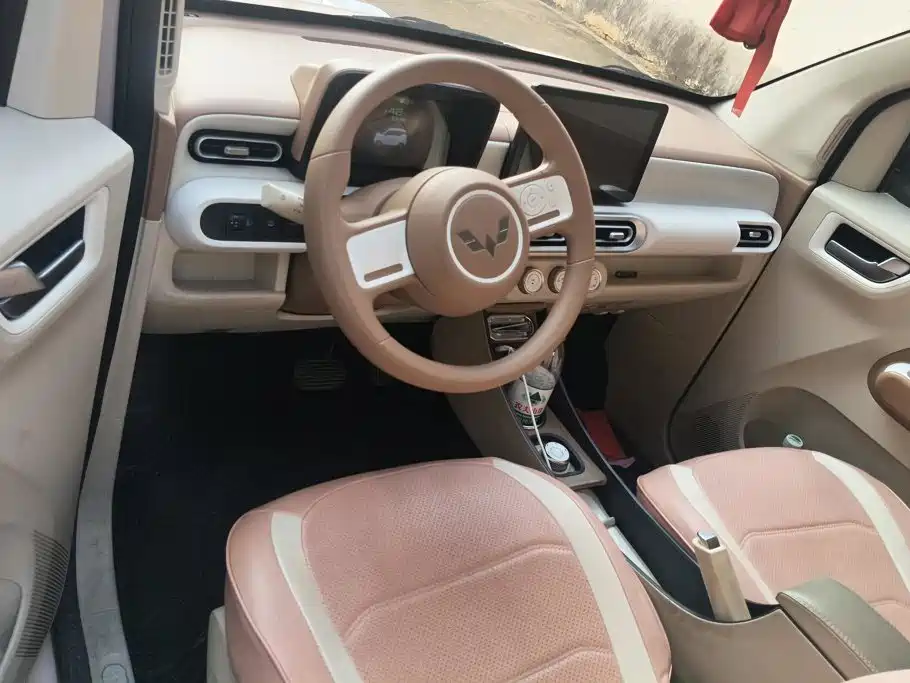 Wuling MINIEV — миниатюра 12