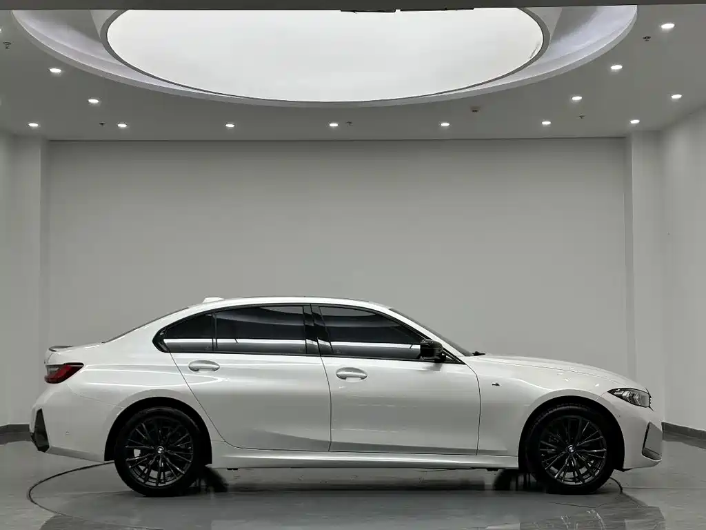BMW 3 Series — миниатюра 2