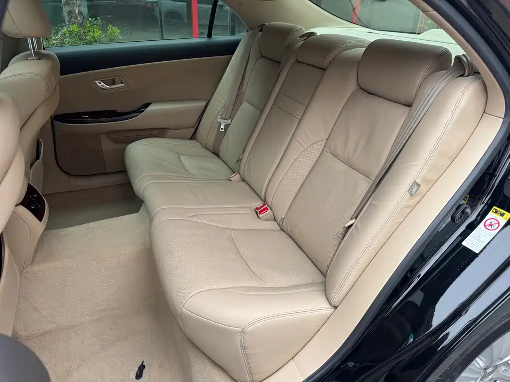 Toyota Crown 2010 2.5L Royal
