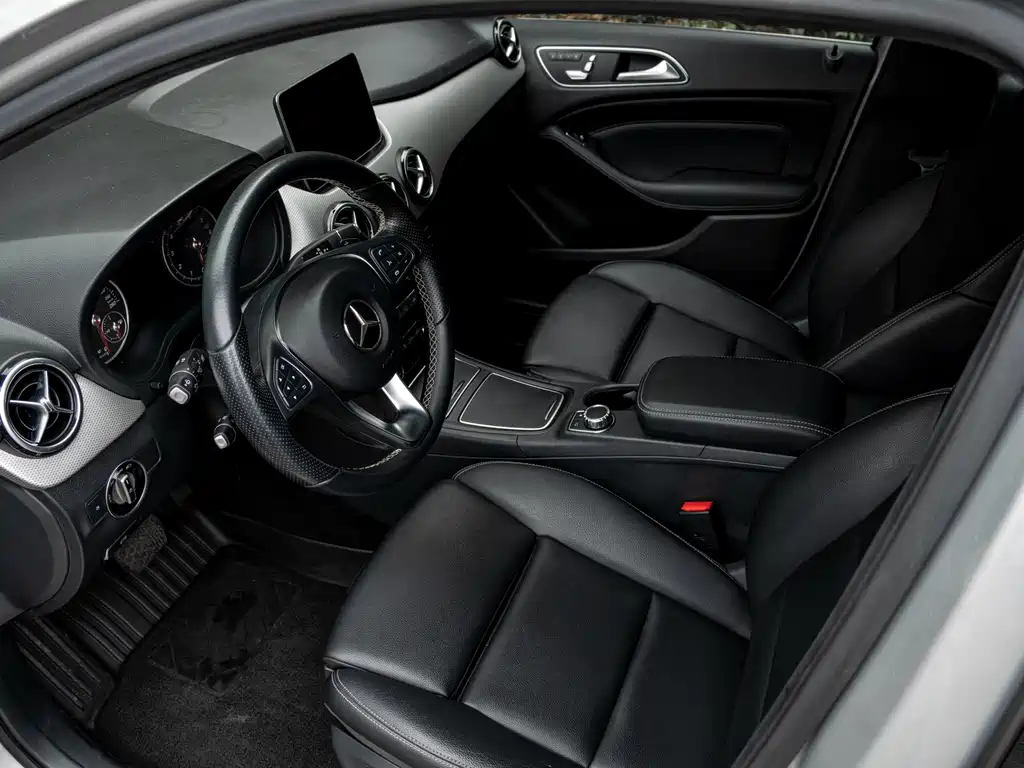 Mercedes-Benz B-Class — миниатюра 6