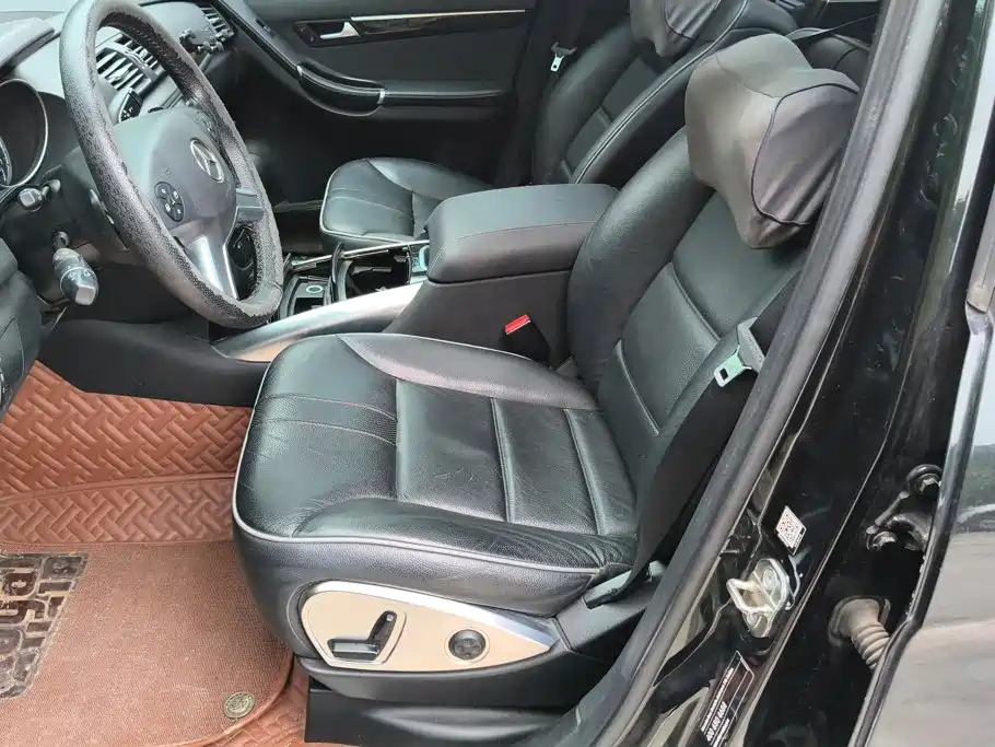 Mercedes-Benz R-Class — миниатюра 9