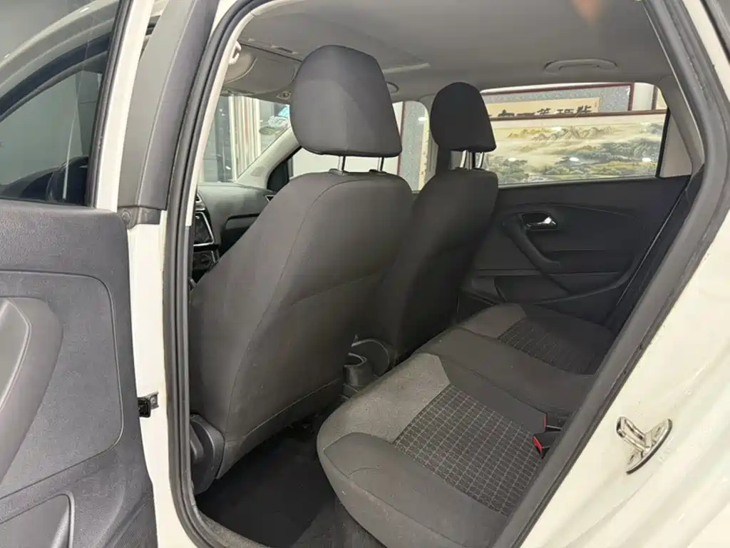 Volkswagen Polo — миниатюра 10