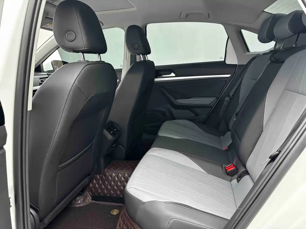 Volkswagen Lavida — миниатюра 11