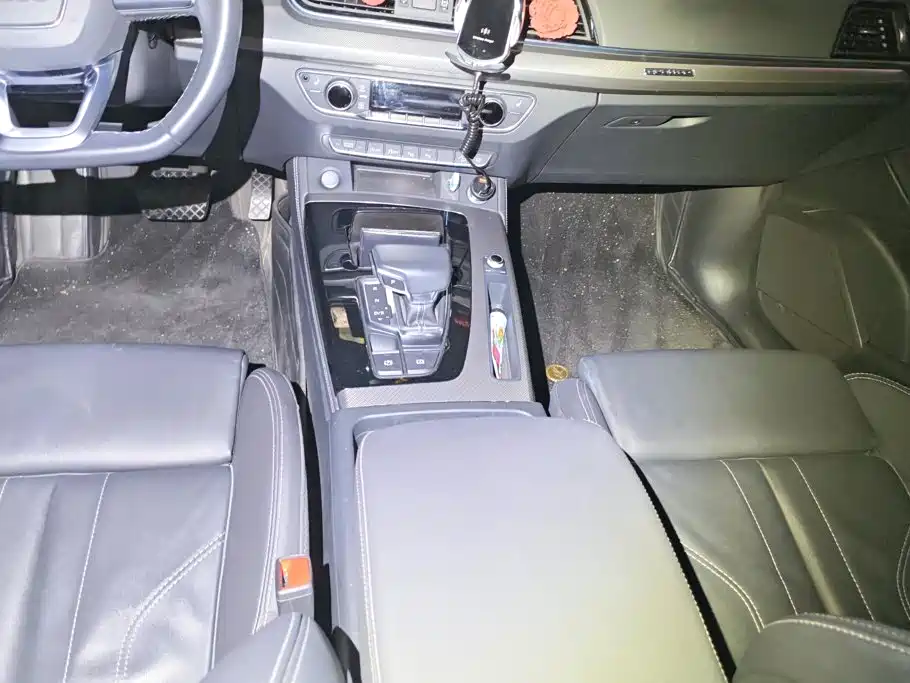 Audi Q5L — миниатюра 16
