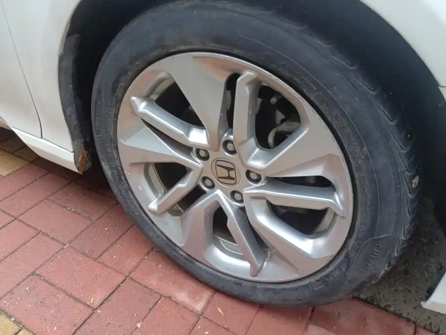 Honda Accord — миниатюра 6