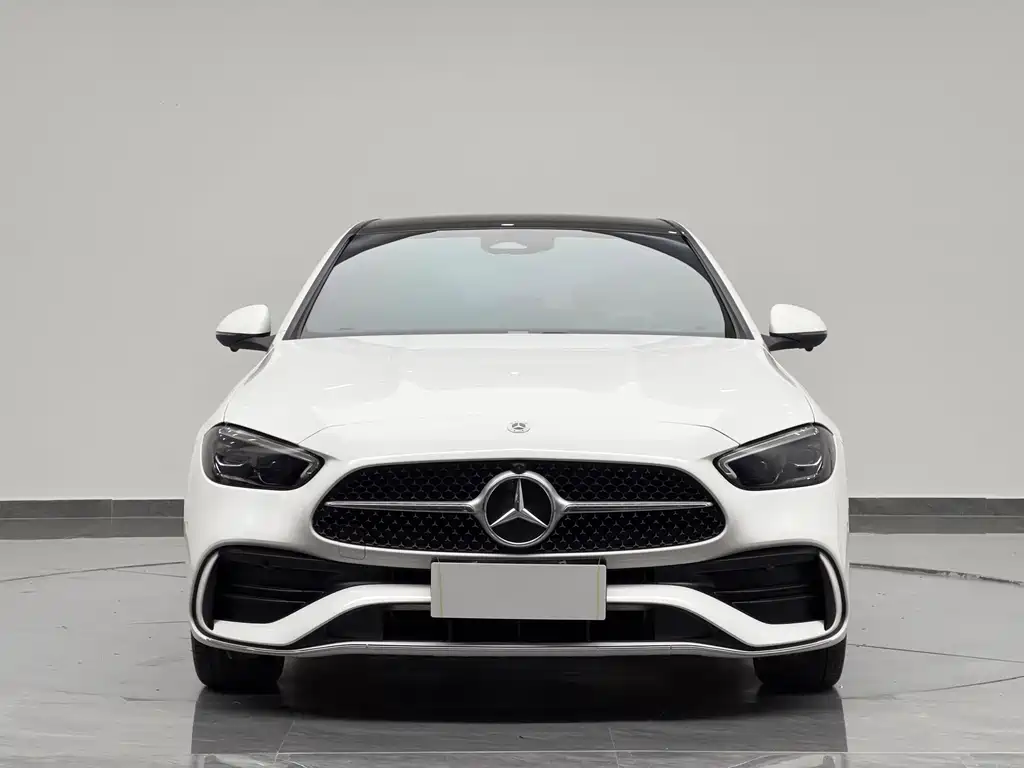 Mercedes-Benz C-Class — миниатюра 2