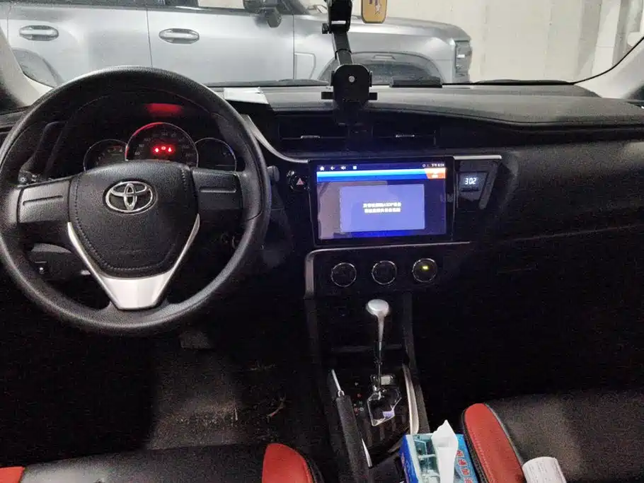 Toyota Corolla — миниатюра 12