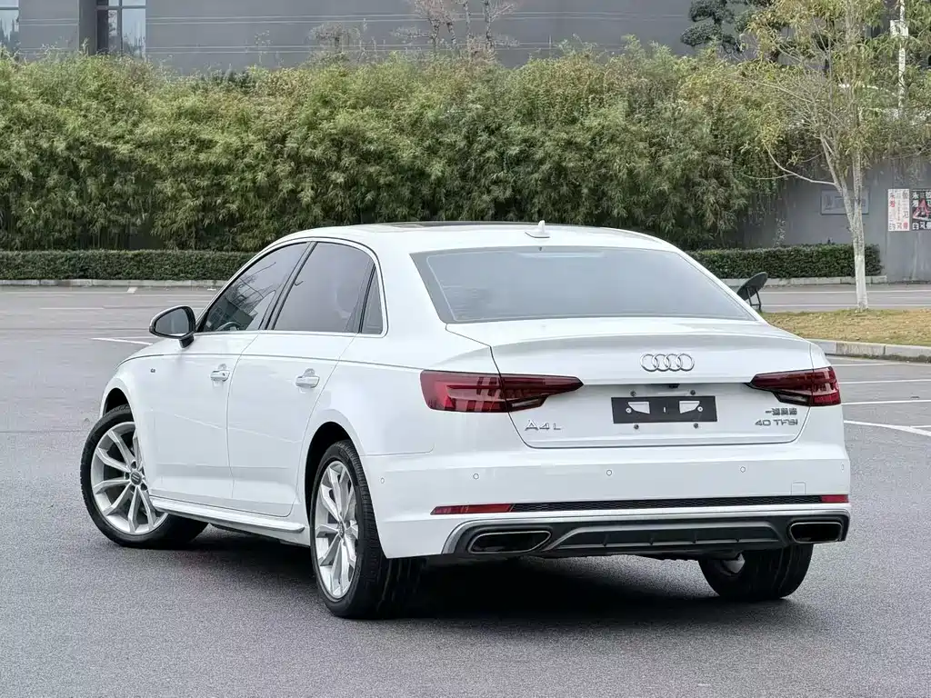 Audi A4L — миниатюра 8