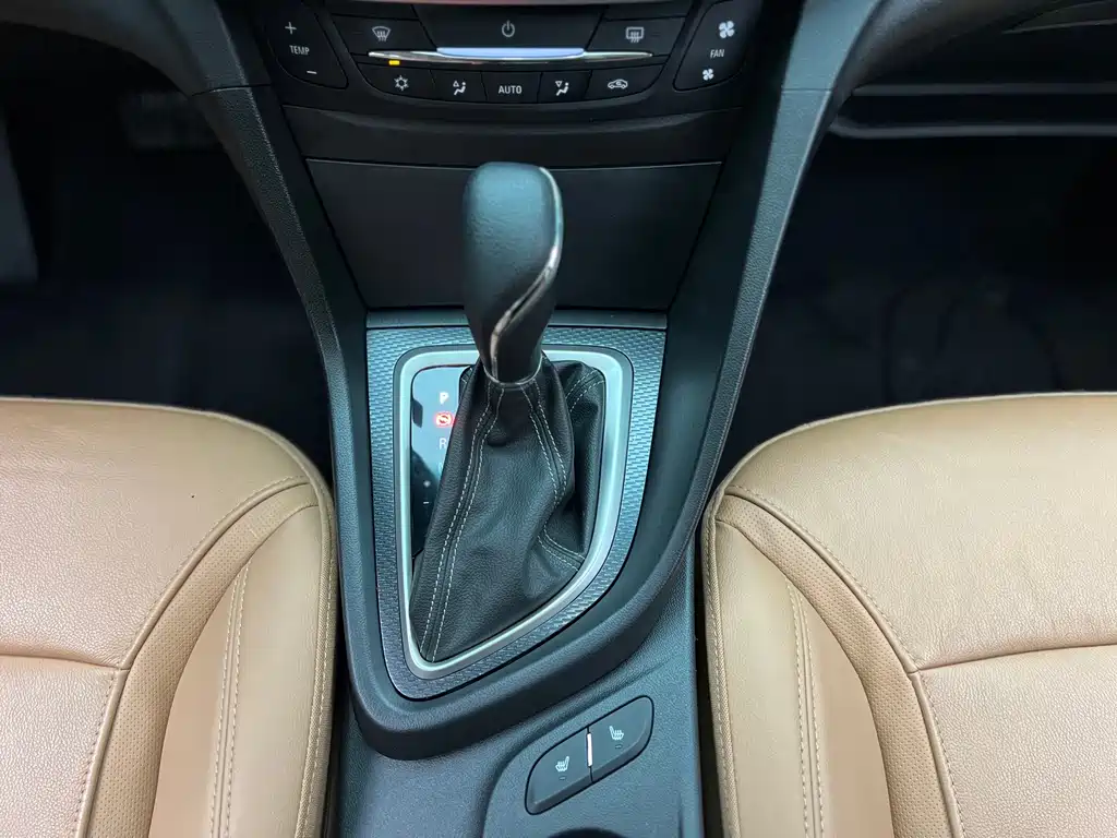 Buick Excelle — миниатюра 13