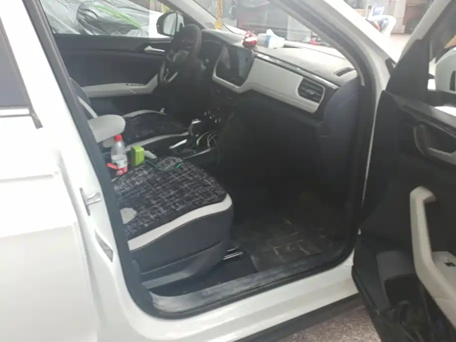 Volkswagen Tharu — миниатюра 8