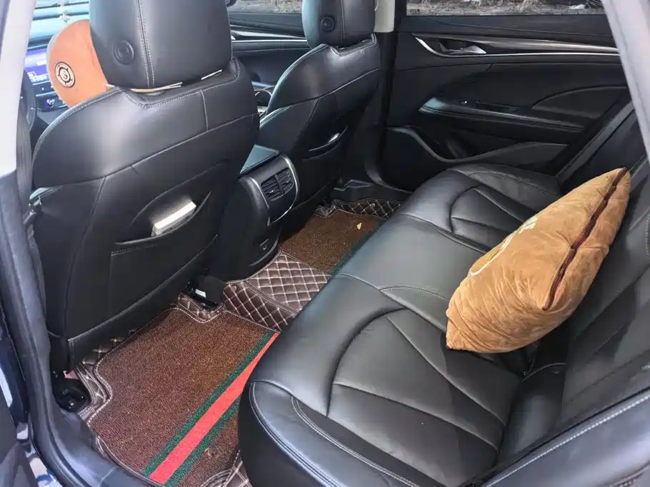 Buick LaCrosse — миниатюра 11