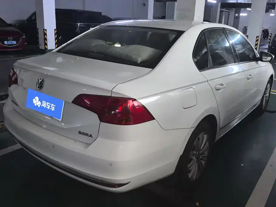 Volkswagen Bora — миниатюра 3