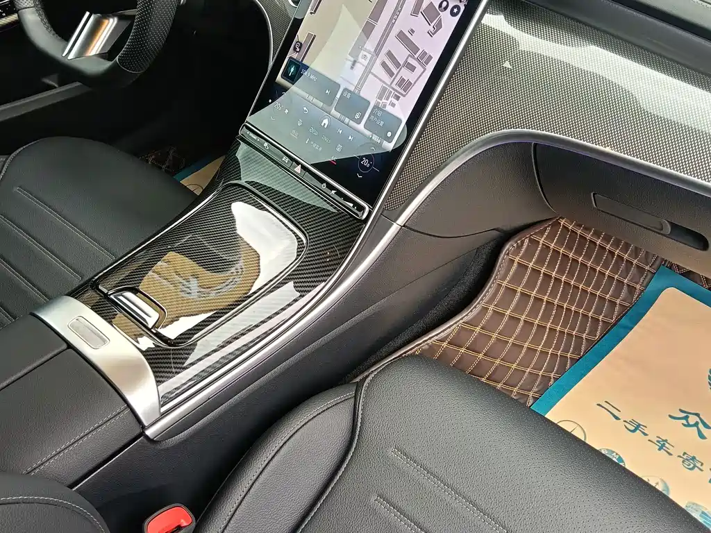 Mercedes-Benz C-Class — миниатюра 12