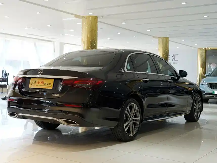 Mercedes-Benz E-Class — миниатюра 20