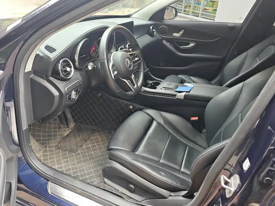 Mercedes-Benz C-Class — миниатюра 9