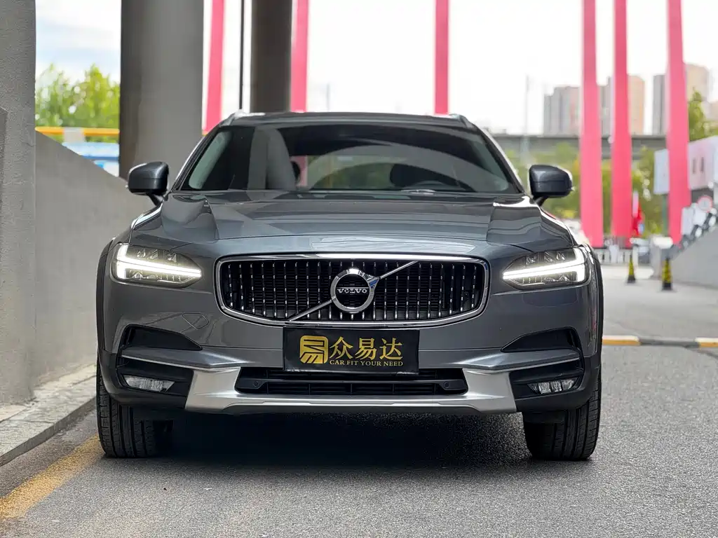 Volvo V90 — миниатюра 4