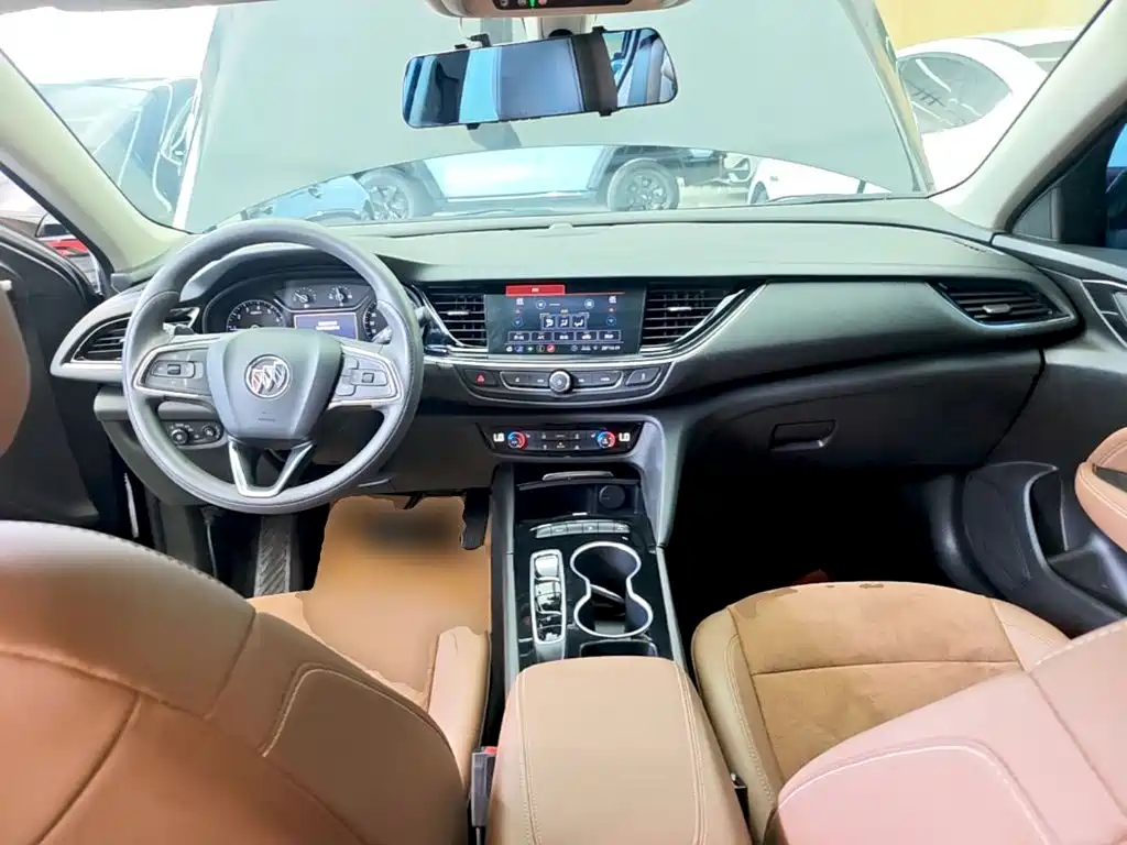 Buick Regal — миниатюра 6
