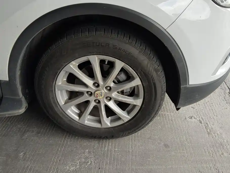 Buick Envision Plus — миниатюра 6