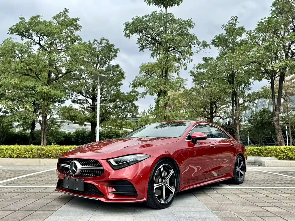 MERCEDES-BENZ CLS