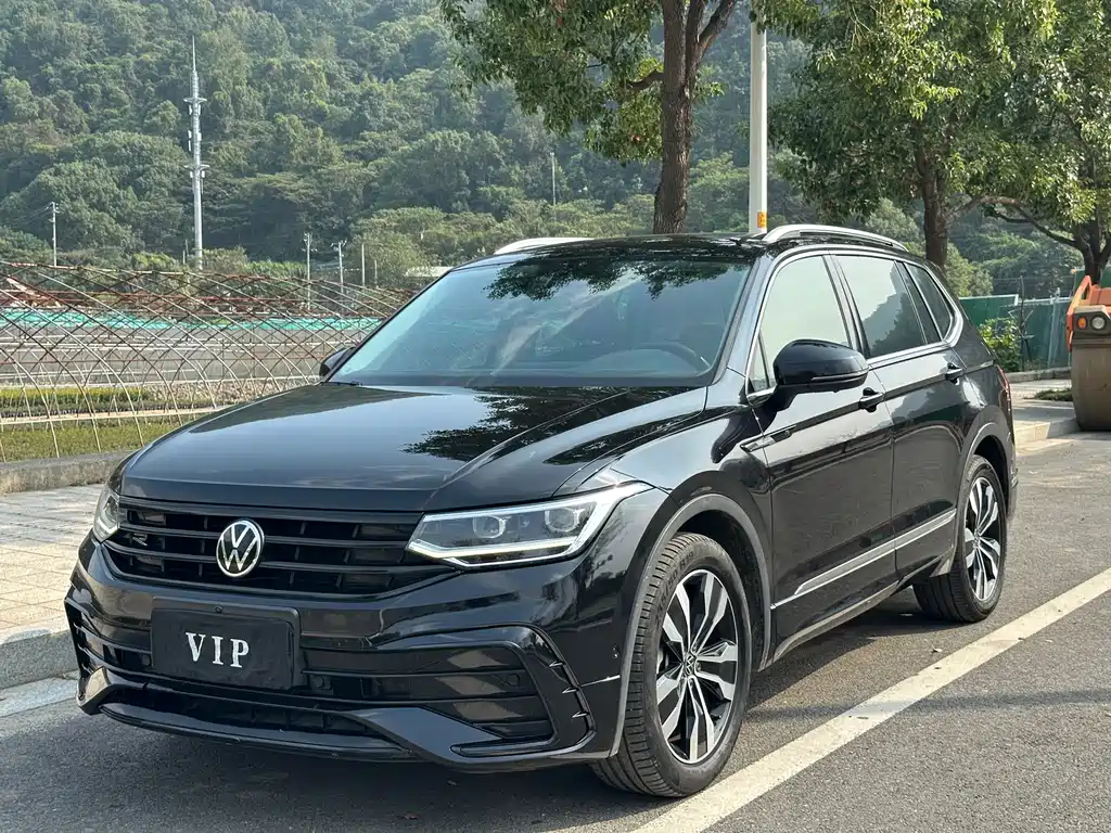 Volkswagen Tiguan L — миниатюра 3