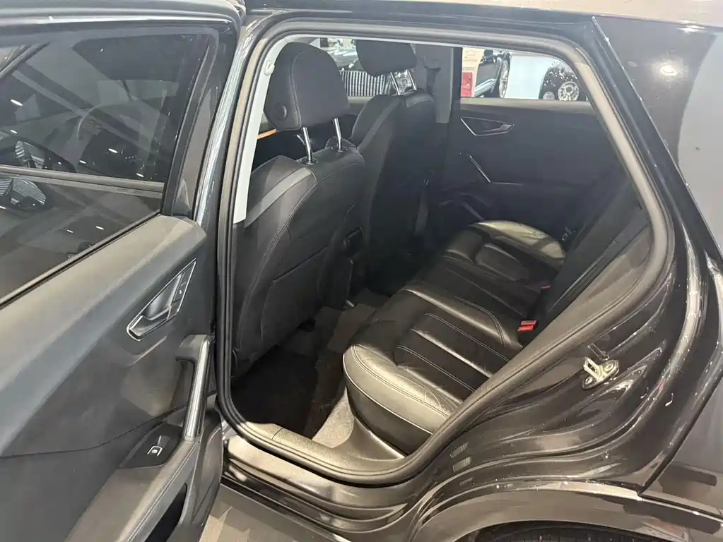 Audi Q2L — миниатюра 8