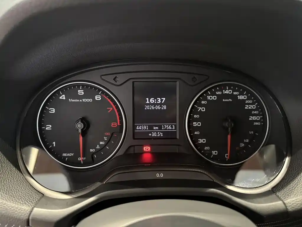 Audi Q2L — миниатюра 14