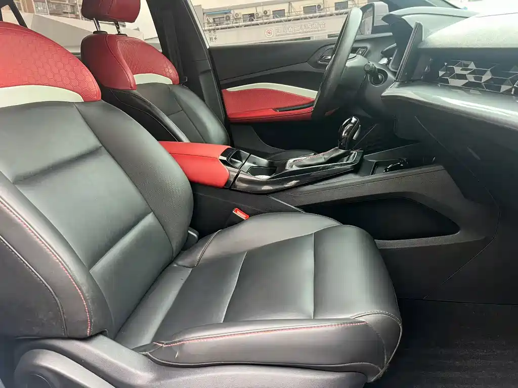 MG MG5 — миниатюра 5