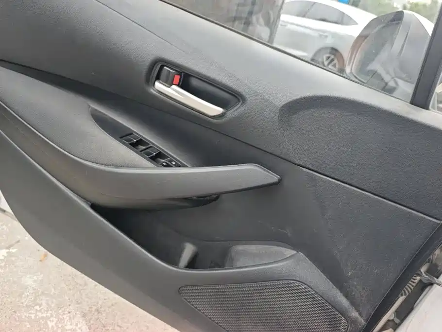 Toyota Corolla — миниатюра 7