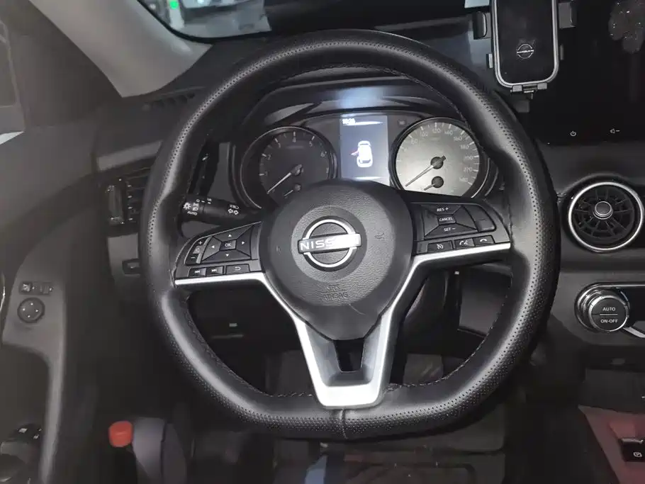 Nissan X-Trail — миниатюра 15