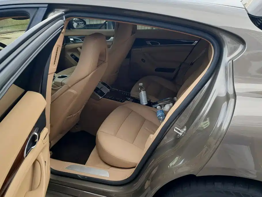 Porsche Panamera — миниатюра 11